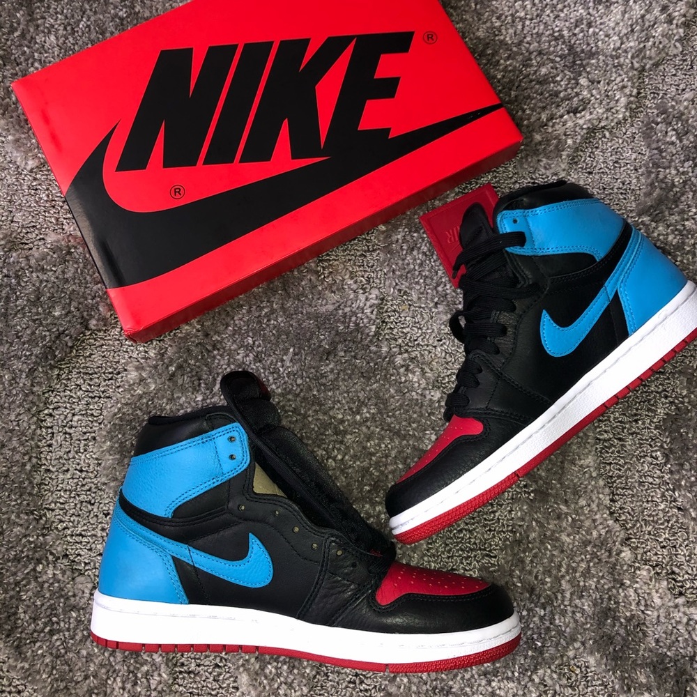 AIR JORDAN 1 HIGH OG NC TO CHI